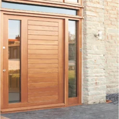 Ronseal Crystal Clear Outdoor Varnish Satin - 250ml -Haris Home Shop 12809422 3824833203282526