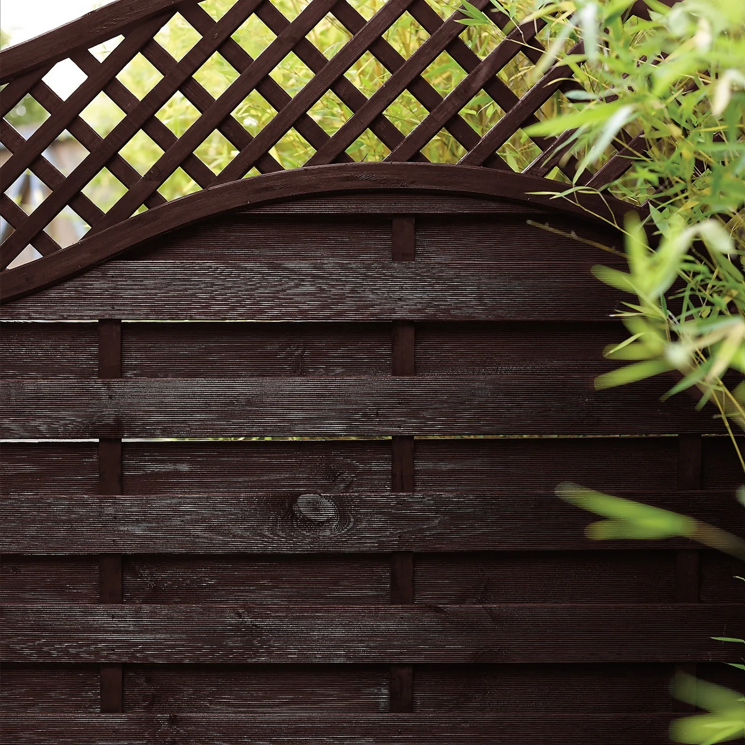 Sadolin Classic All Purpose Woodstain Rosewood - 2.5L 3 Sadolin Classic All Purpose Woodstain Rosewood - 2.5L - Image 3