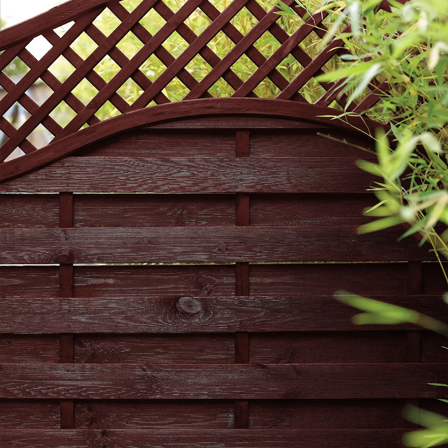 Sadolin Classic All Purpose Woodstain Mahogany - 2.5L 3 Sadolin Classic All Purpose Woodstain Mahogany - 2.5L - Image 3