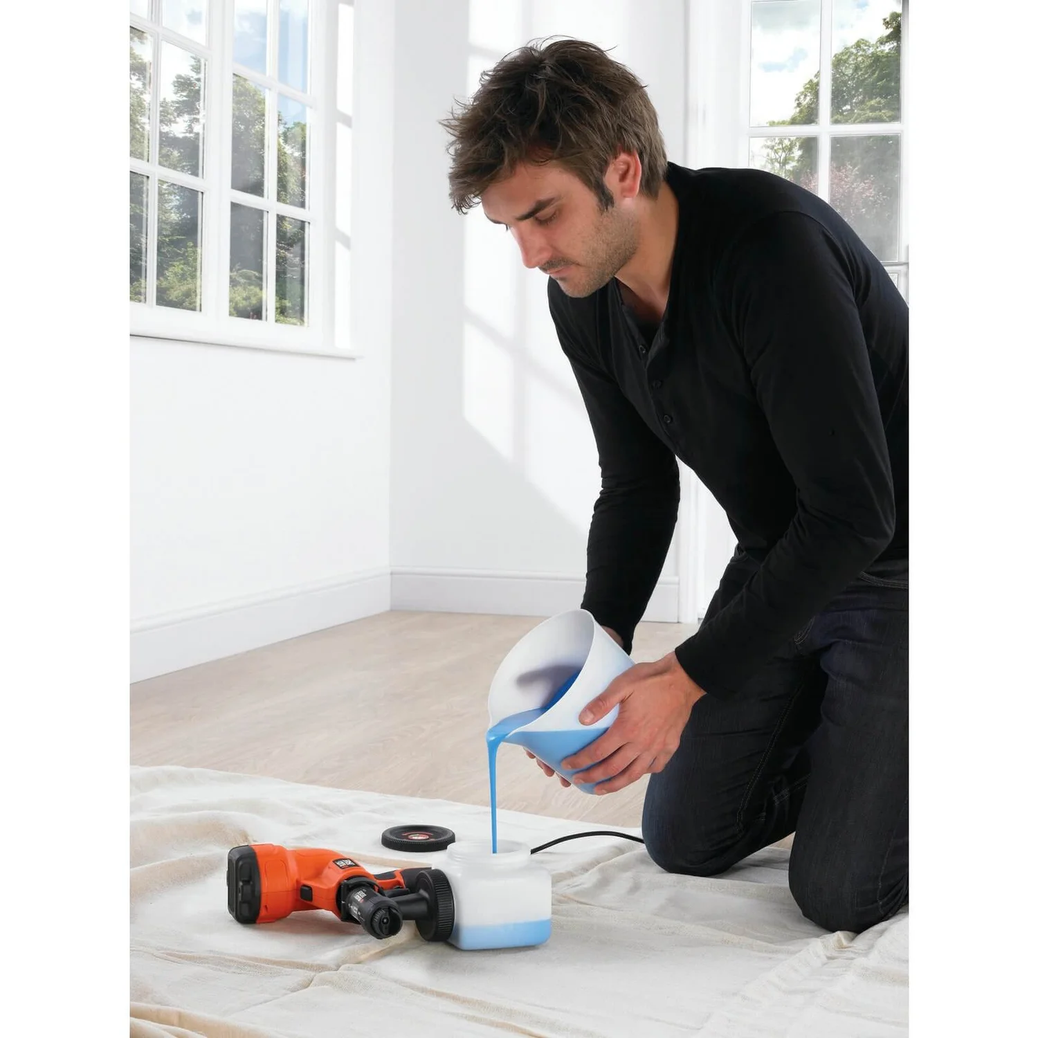 Black & Decker BLACK+DECKER 400W Corded Fine Paint Sprayer (HVLP200-GB) 3 Black & Decker BLACK+DECKER 400W Corded Fine Paint Sprayer (HVLP200-GB) - Image 3