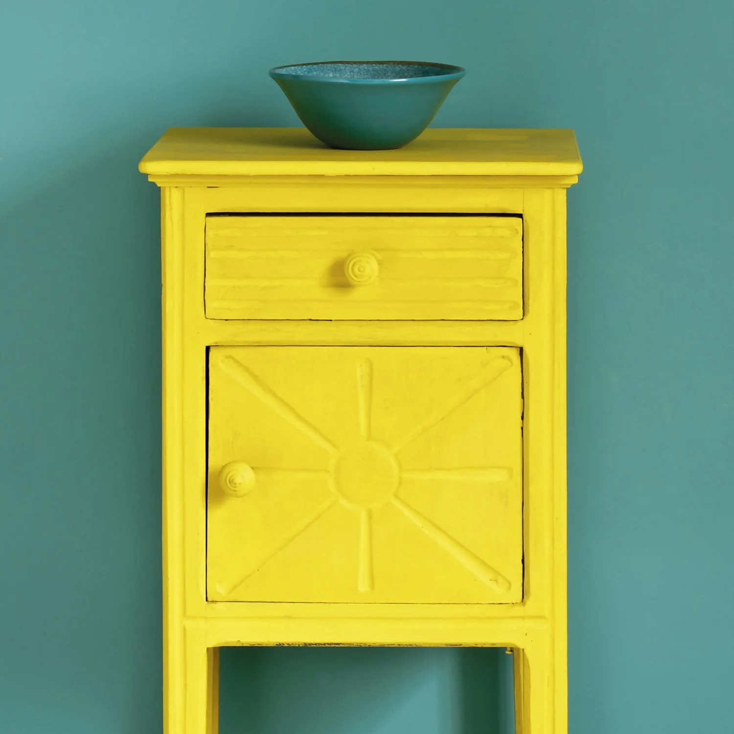 Annie Sloan English Yellow Chalk Paint - 1L 2 Annie Sloan English Yellow Chalk Paint - 1L - Image 2