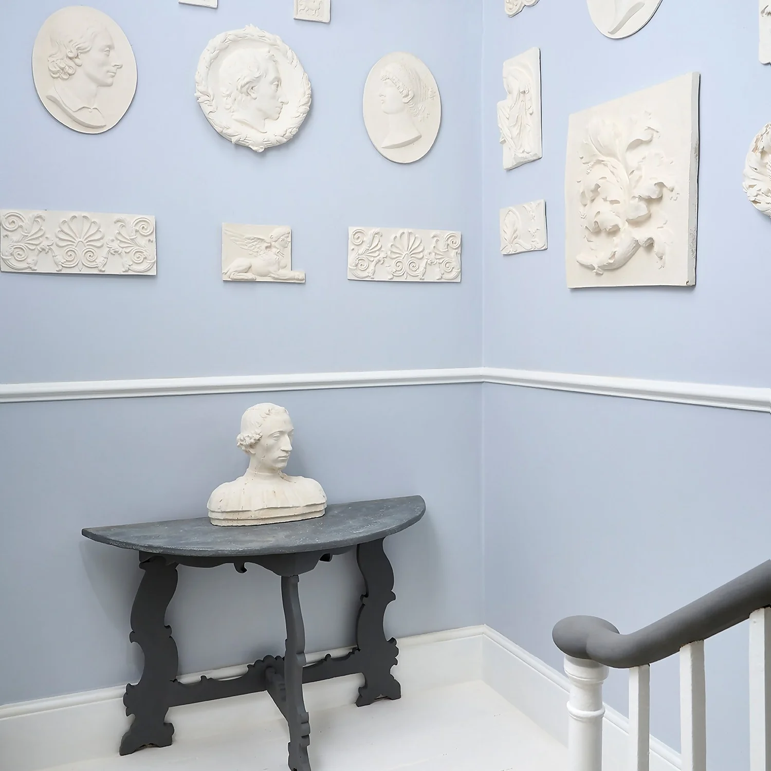 Annie Sloan Wall Paint Paled Mallow - 120ml 2 Annie Sloan Wall Paint Paled Mallow - 120ml - Image 2