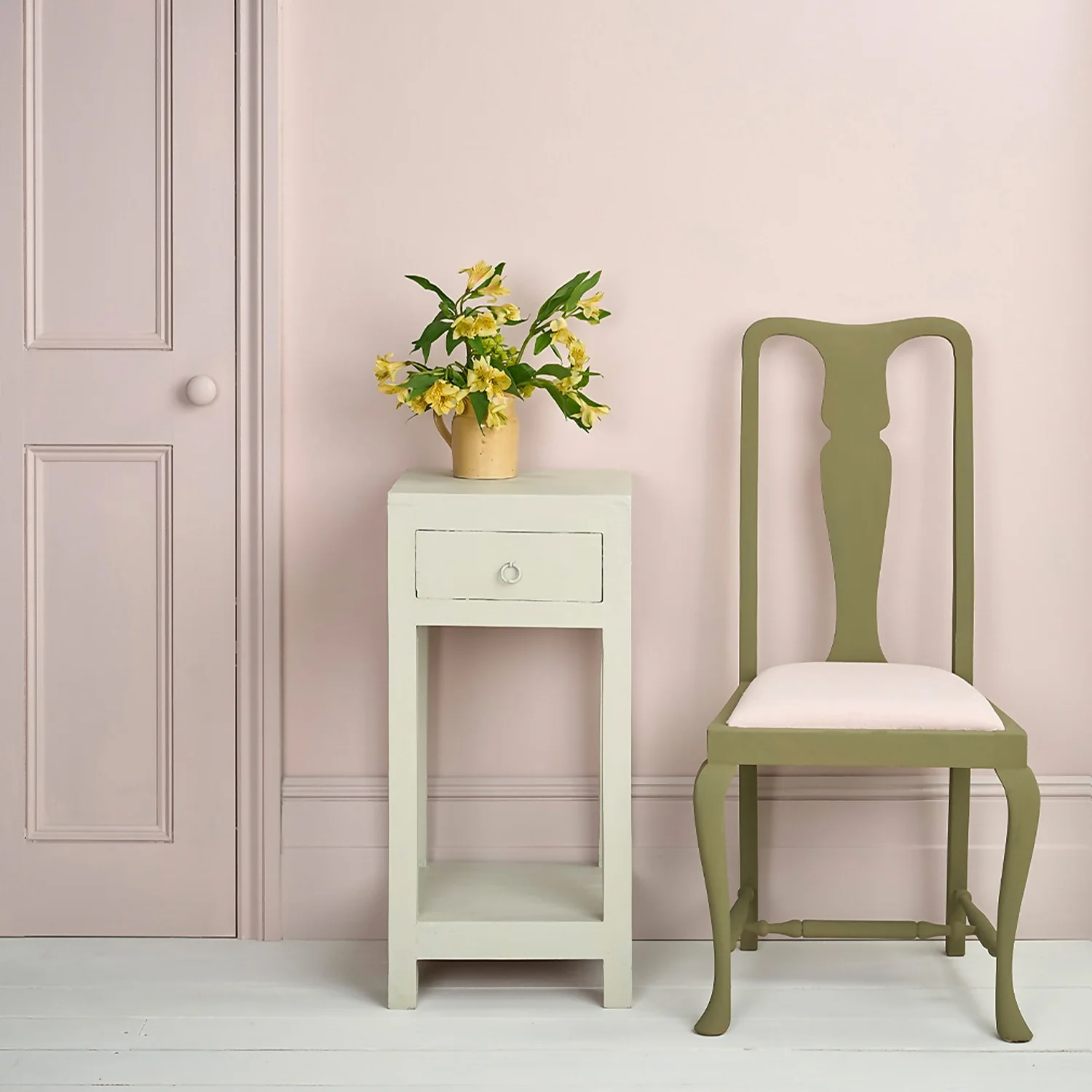 Annie Sloan Satin Paint Pointe Silk - 750ml 2 Annie Sloan Satin Paint Pointe Silk - 750ml - Image 2