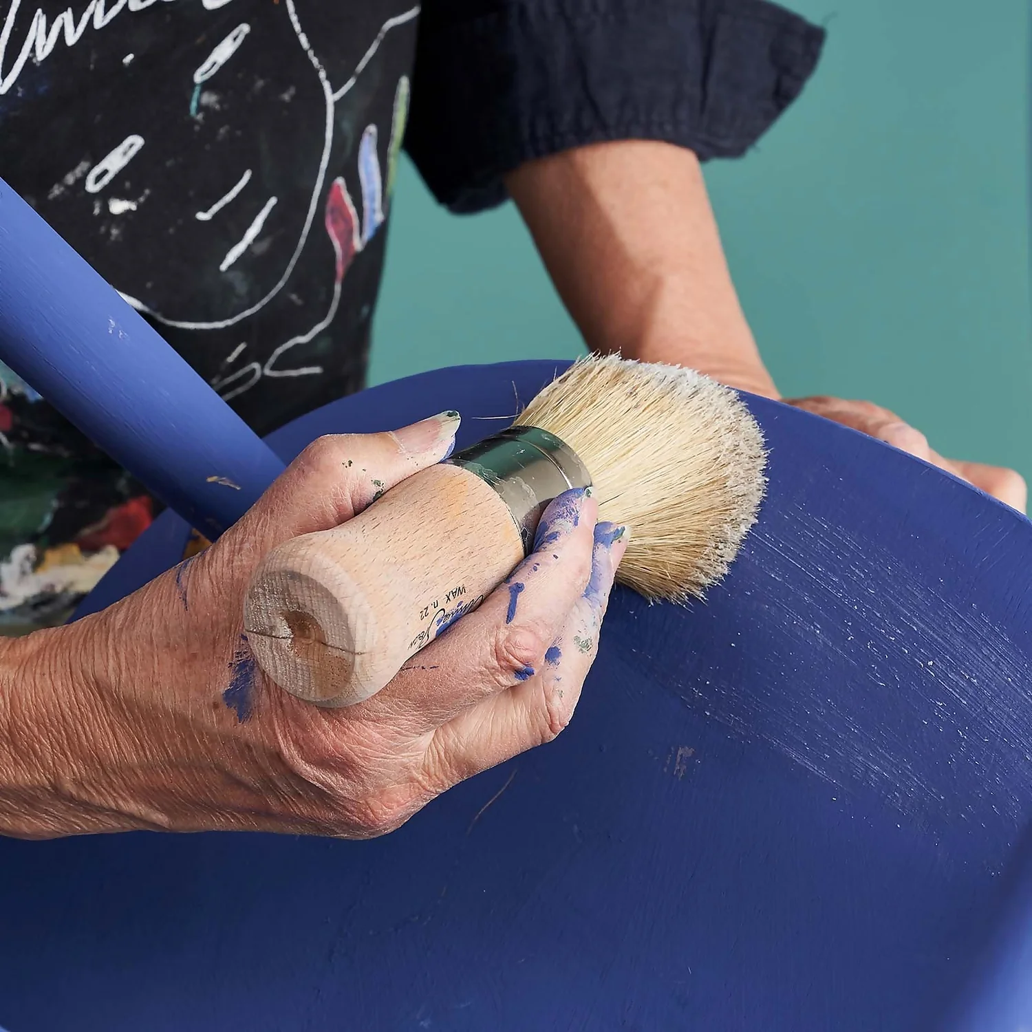 Annie Sloan Clear Wax - 500ml 2 Annie Sloan Clear Wax - 500ml - Image 2